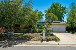 5014 Scranton Ct, Denver, CO 80239 - Photo 1