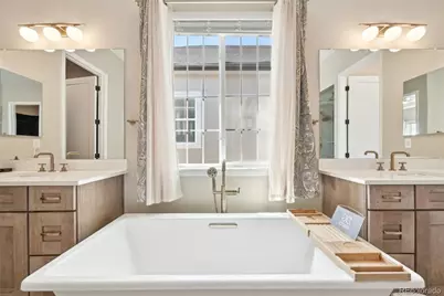 6980 S Yantley Court, Aurora, CO 80016 - Photo 26