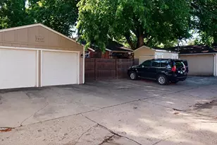 1217 S University Blvd, Denver, CO 80210 - Photo 16