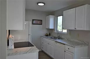 4524 S Pagosa Cir, Aurora, CO 80015 - Photo 4