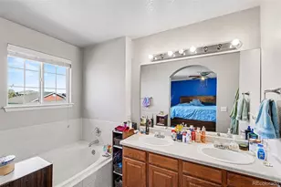 11050 Eagle Creek Pkwy, Commerce City, CO 80022 - Photo 18