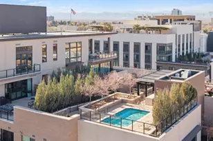 250 Columbine St, Denver, CO 80206 - Photo 2