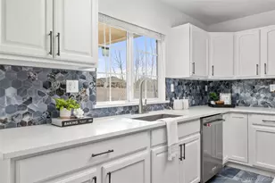 5136 Perth Ct, Denver, CO 80249 - Photo 18