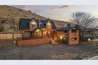 220 Wark Avenue, Berthoud, CO 80513 - Photo 2