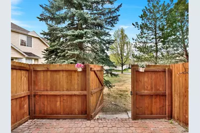 9186 W Phillips Drive, Littleton, CO 80128 - Photo 2