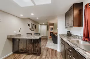 12560 E Warren Dr, Aurora, CO 80014 - Photo 6