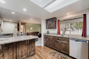 12560 E Warren Dr, Aurora, CO 80014 - Photo 8