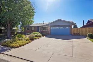 1576 S Wright Ct, Lakewood, CO 80228 - Photo 4