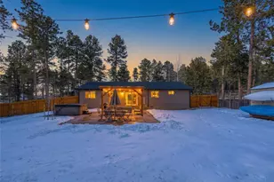 607 W Lovell Gulch, Woodland Park, CO 80863 - Photo 2