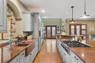 498 Columbine St, Denver, CO 80206 - Photo 14