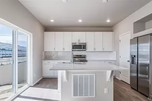 17569 E 103rd Dr, Commerce City, CO 80022 - Photo 4