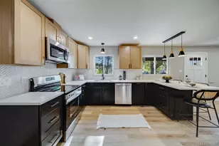 1741 Kingston St, Aurora, CO 80010 - Photo 2