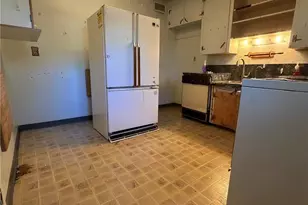 791 Troy St, Aurora, CO 80011 - Photo 14