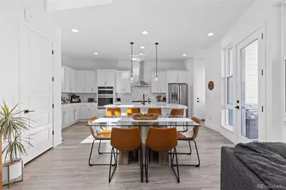 6058 N Perth Street, Aurora, CO 80019 - Photo 8