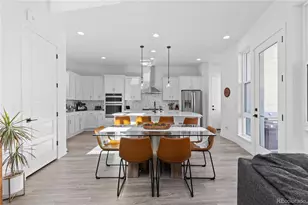 6058 N Perth St, Aurora, CO 80019 - Photo 8