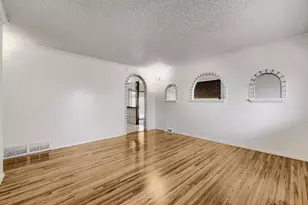 2011 S Carr St, Lakewood, CO 80227 - Photo 4