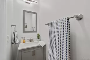 1811 S Quebec Way, Denver, CO 80231 - Photo 24