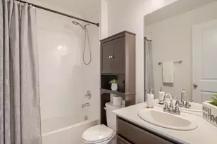 26717 E Maple Ave, Aurora, CO 80018 - Photo 8