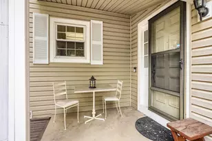 3292 S Heather Gardens Way, Aurora, CO 80014 - Photo 2