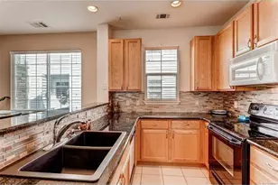 1379 Carlyle Park Cir, Highlands Ranch, CO 80129 - Photo 4
