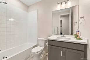 3433 N Gold Bug Ct, Aurora, CO 80019 - Photo 18