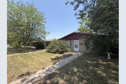 4912 S Iowa Avenue, Loveland, CO 80537 - Photo 2