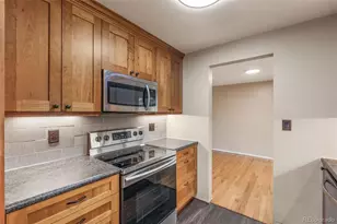6128 S Madison Ct, Littleton, CO 80121 - Photo 14
