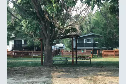 207 211 217 219 Rich, Delta, CO 81416 - Photo 2