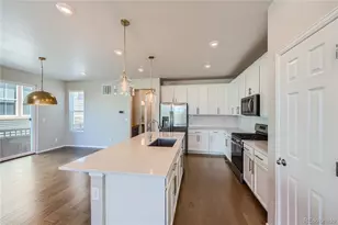 7199 Othello St, Castle Rock, CO 80108 - Photo 4