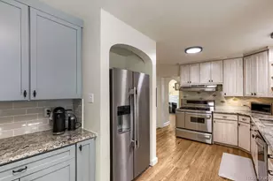 1345 Grape St, Denver, CO 80220 - Photo 8