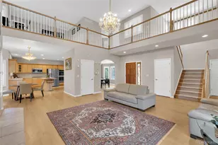 5041 S Auckland Ct, Aurora, CO 80015 - Photo 8