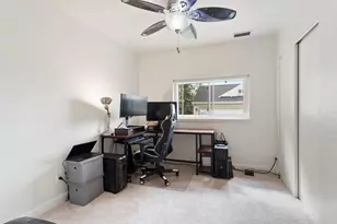 3090 W Hawthorne Pl, Denver, CO 80221 - Photo 14