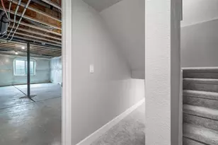 22300 E 46th Ave, Aurora, CO 80019 - Photo 34