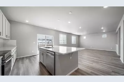 22300 E 46th Avenue, Aurora, CO 80019 - Photo 8