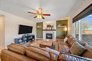 9943 Sydney Ln, Highlands Ranch, CO 80130 - Photo 6