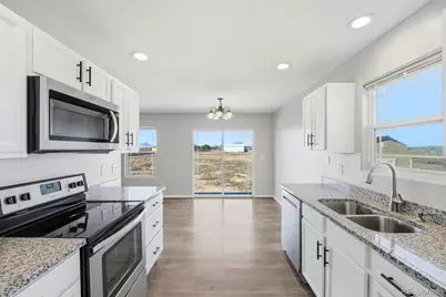 1169 E Canary Drive, Pueblo, CO 81007 - Photo 14