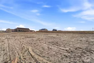 1169 E Canary Dr, Pueblo, CO 81007 - Photo 44