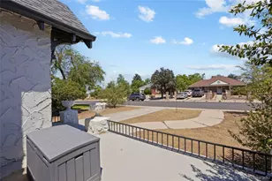 695 S Dale Ct, Denver, CO 80219 - Photo 26