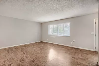 2061 S Richfield Street, Aurora, CO 80013 - Photo 2