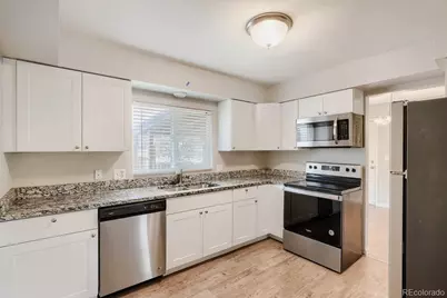 2061 S Richfield Street, Aurora, CO 80013 - Photo 6
