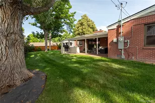 2550 E Eldorado Pl, Denver, CO 80210 - Photo 38