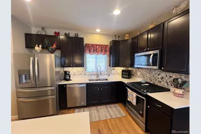 2029 S Flanders Way #B, Aurora, CO 80013 - Photo 16