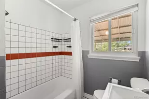 2256 Geneva St, Aurora, CO 80010 - Photo 12