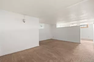 2256 Geneva St, Aurora, CO 80010 - Photo 16
