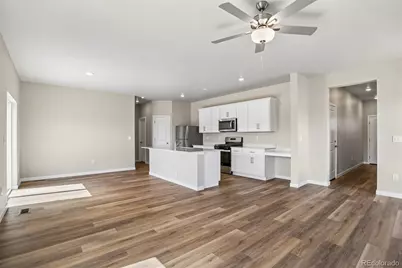 48140 Shetland Drive, Bennett, CO 80102 - Photo 2