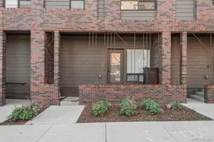 910 W 40th Ave, Denver, CO 80211 - Photo 2
