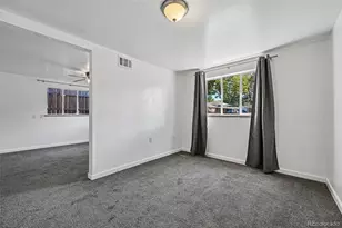 2261 Oakland St, Aurora, CO 80010 - Photo 36