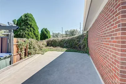 10434 Downing Street, Northglenn, CO 80233 - Photo 32