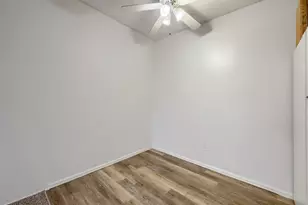 10211 Ura Ln, Denver, CO 80260 - Photo 8