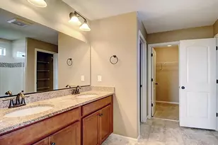2127 S Ceylon Ct, Aurora, CO 80013 - Photo 12